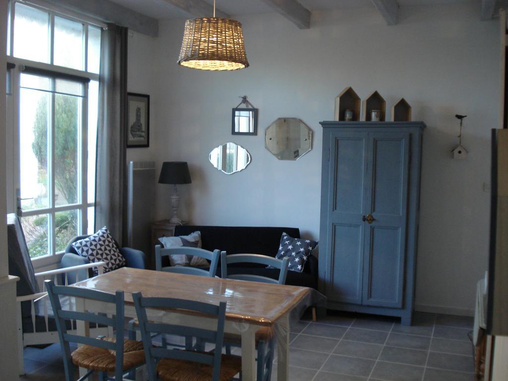 La Petite Maison Du Parc Bois-en-Ardres Eksteriør billede